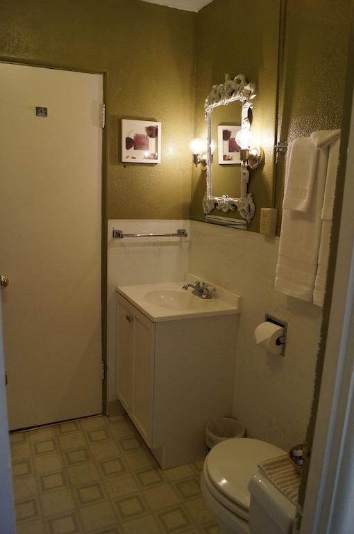 Canyon Lodge Motel Panguitch Room photo